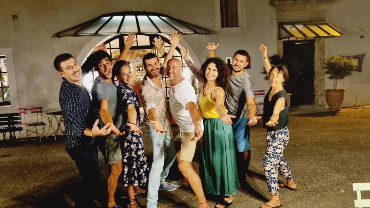 Logis Hotel Restaurant Le Chene Vert Rocher المظهر الخارجي الصورة