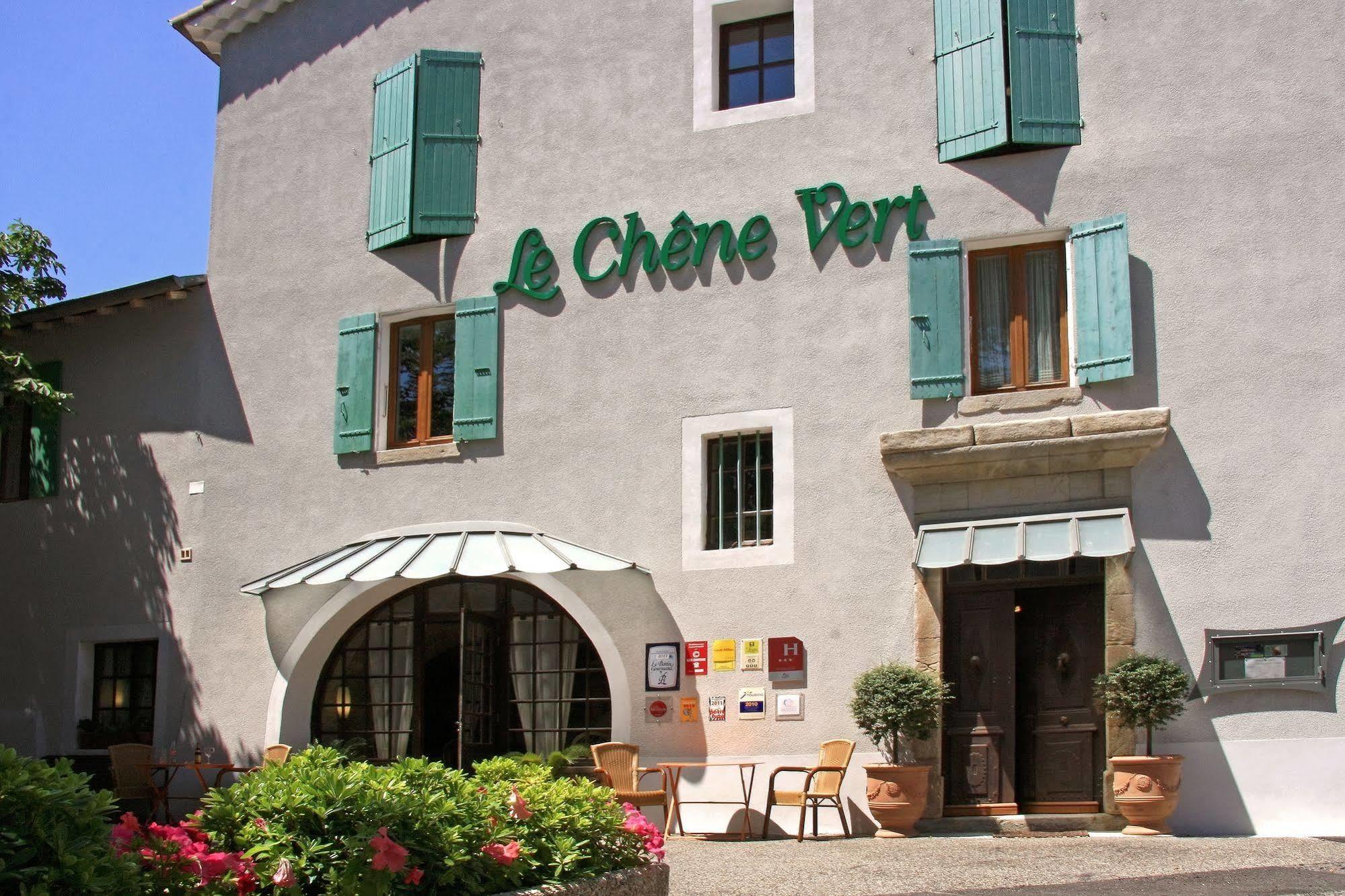 Logis Hotel Restaurant Le Chene Vert Rocher المظهر الخارجي الصورة
